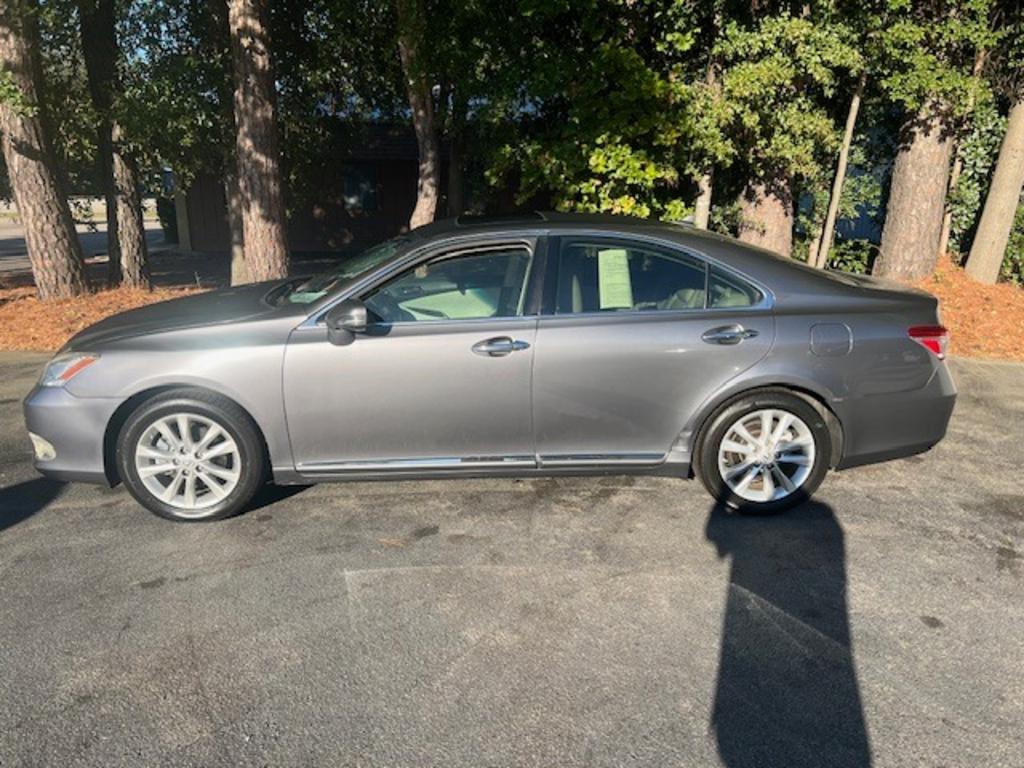 2012 Lexus ES 350's photo