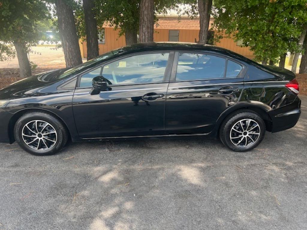 2015 Honda Civic LX's photo