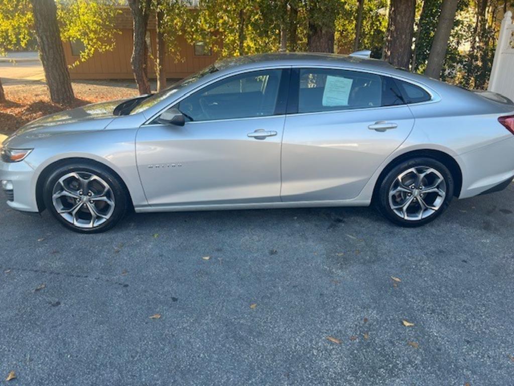 2021 Chevrolet Malibu 1LT's photo