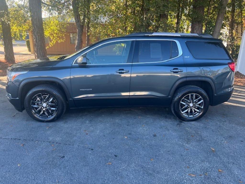 2019 GMC Acadia SLT-1's photo
