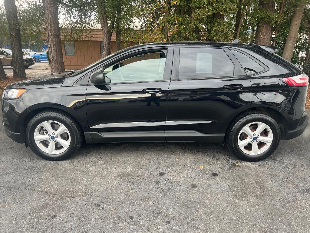 2019 Ford Edge SE's photo